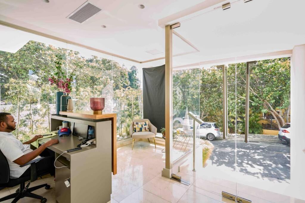 סנטו דומינגו Escape Apartments, Balcony, Pool & Gym In La Julia מראה חיצוני תמונה