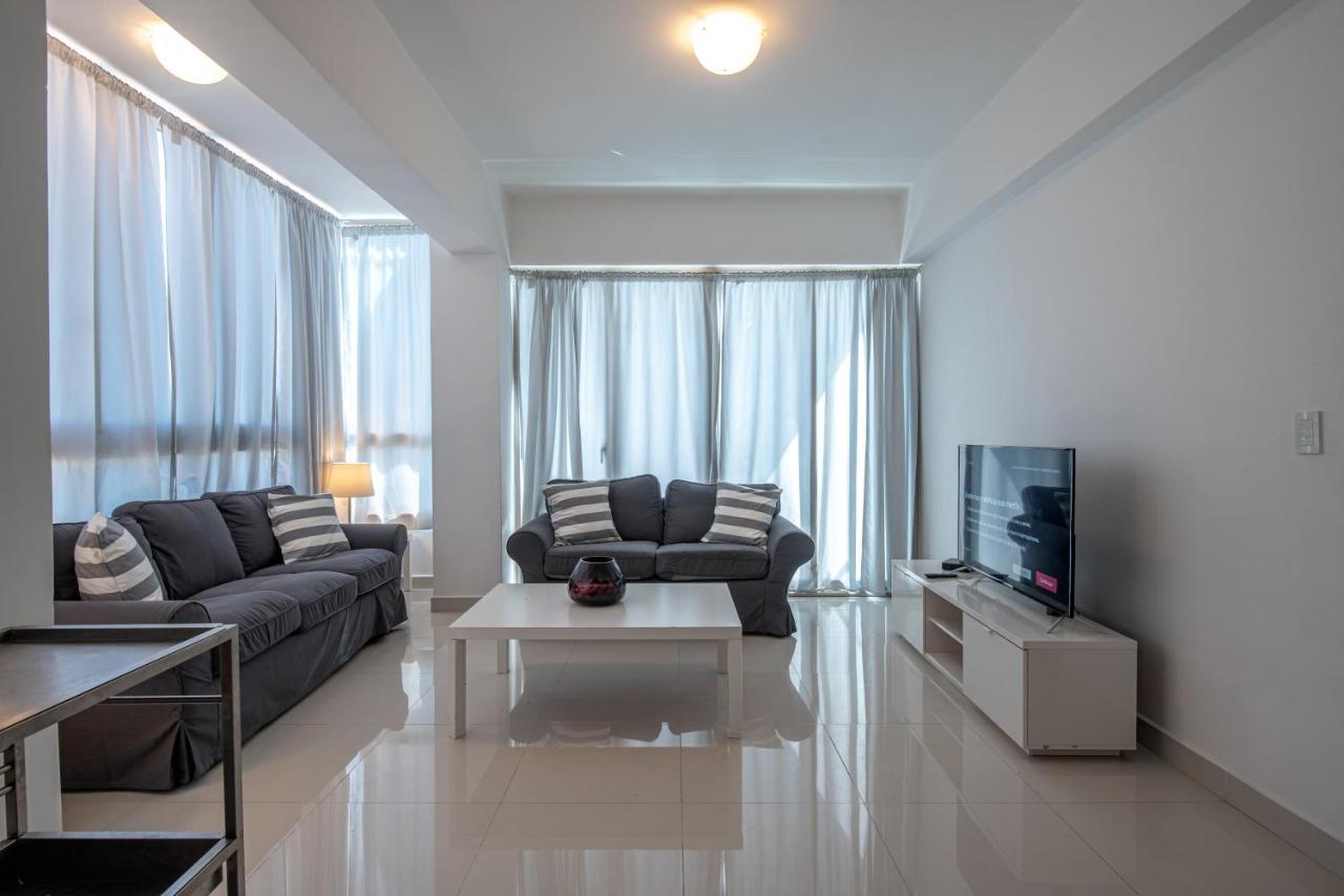 סנטו דומינגו Escape Apartments, Balcony, Pool & Gym In La Julia מראה חיצוני תמונה
