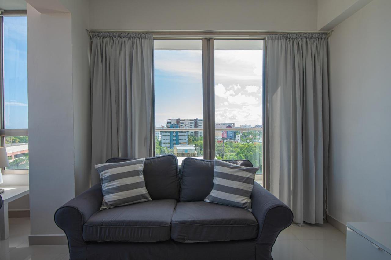 סנטו דומינגו Escape Apartments, Balcony, Pool & Gym In La Julia מראה חיצוני תמונה